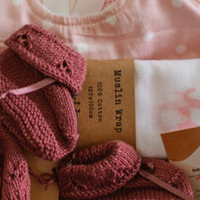 Deluxe Baby Gift Hamper baby girl gift hamper baby and mumma gifts (3).jpg