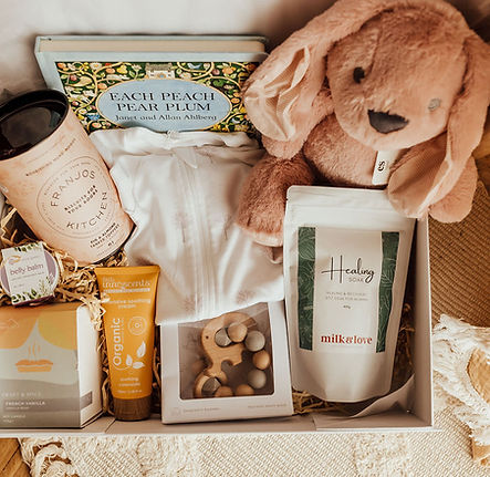 Signature mum and baby hamper.jpg
